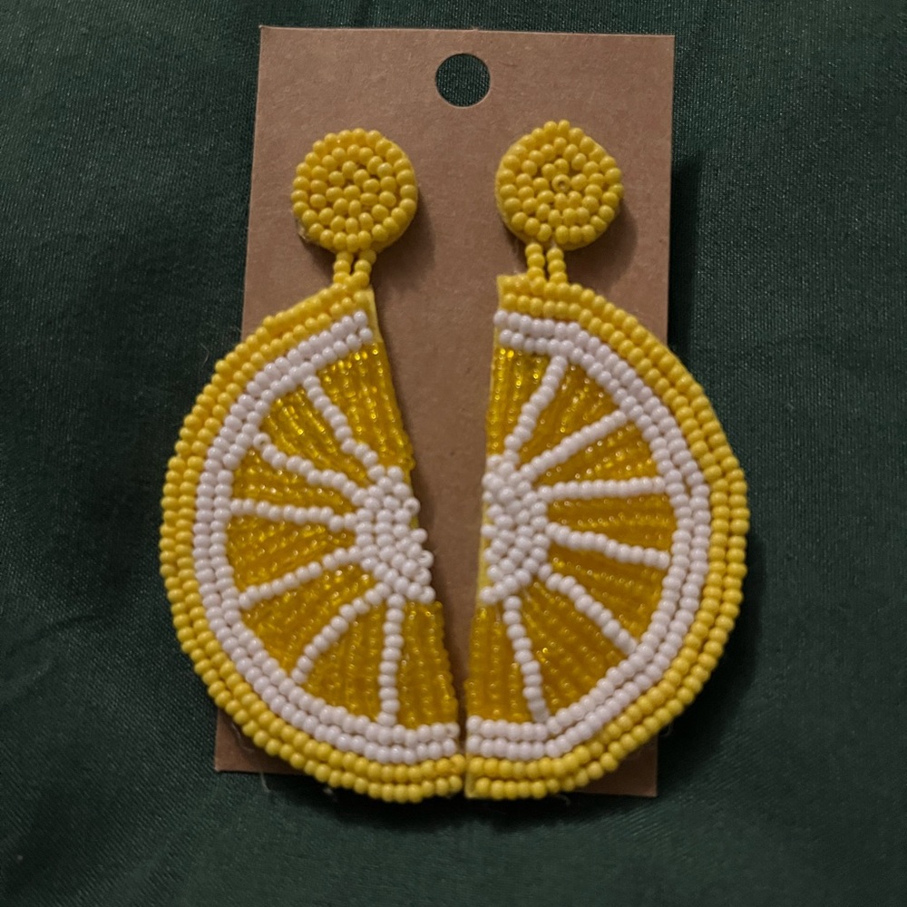 Beaded Slice Lemon 🍋 Shaped earrings